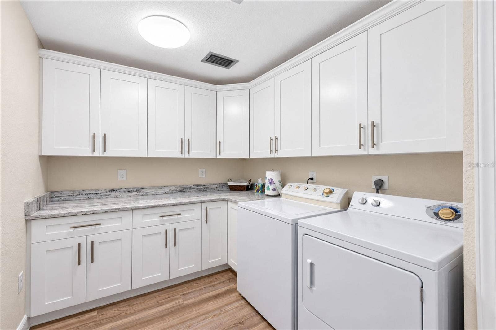 18231 HOTTELET CIRCLE, Port Charlotte, FL 33948