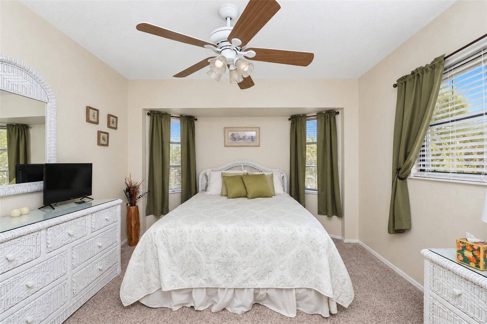 18231 HOTTELET CIRCLE, Port Charlotte, FL 33948