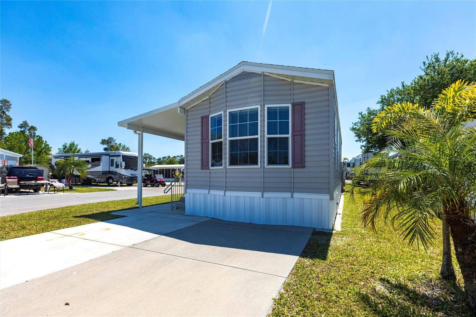 1329 TROUT, Punta Gorda, FL 33950 Front parking for 2 vehicles