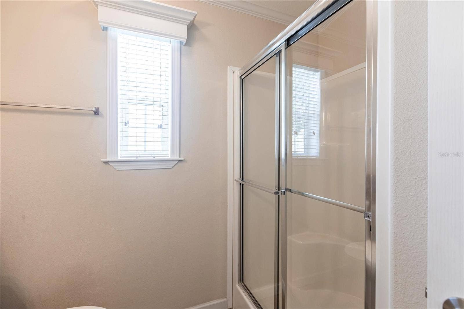 1329 TROUT, Punta Gorda, FL 33950 Walk-in shower