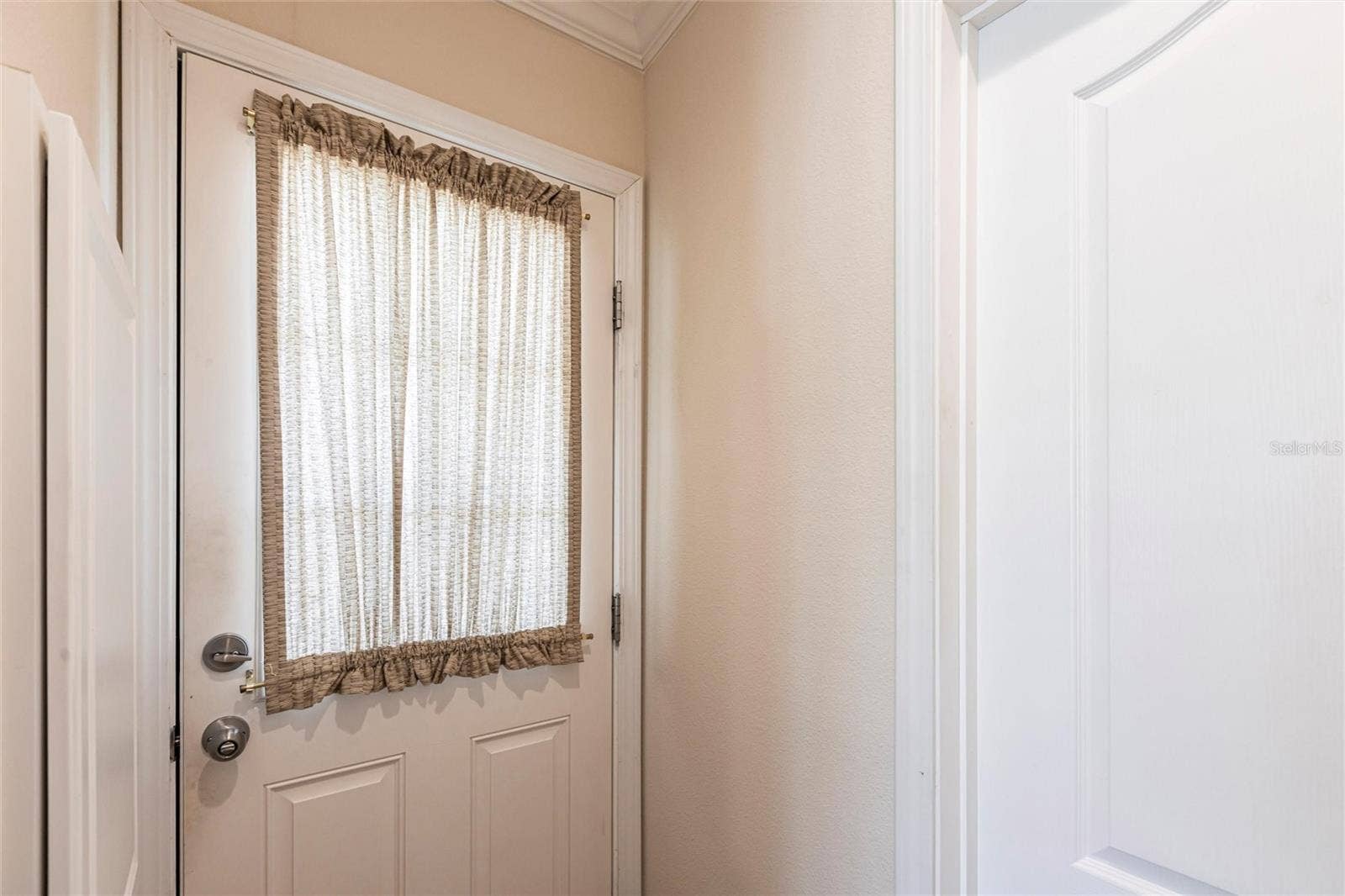 1329 TROUT, Punta Gorda, FL 33950 Enty foyer