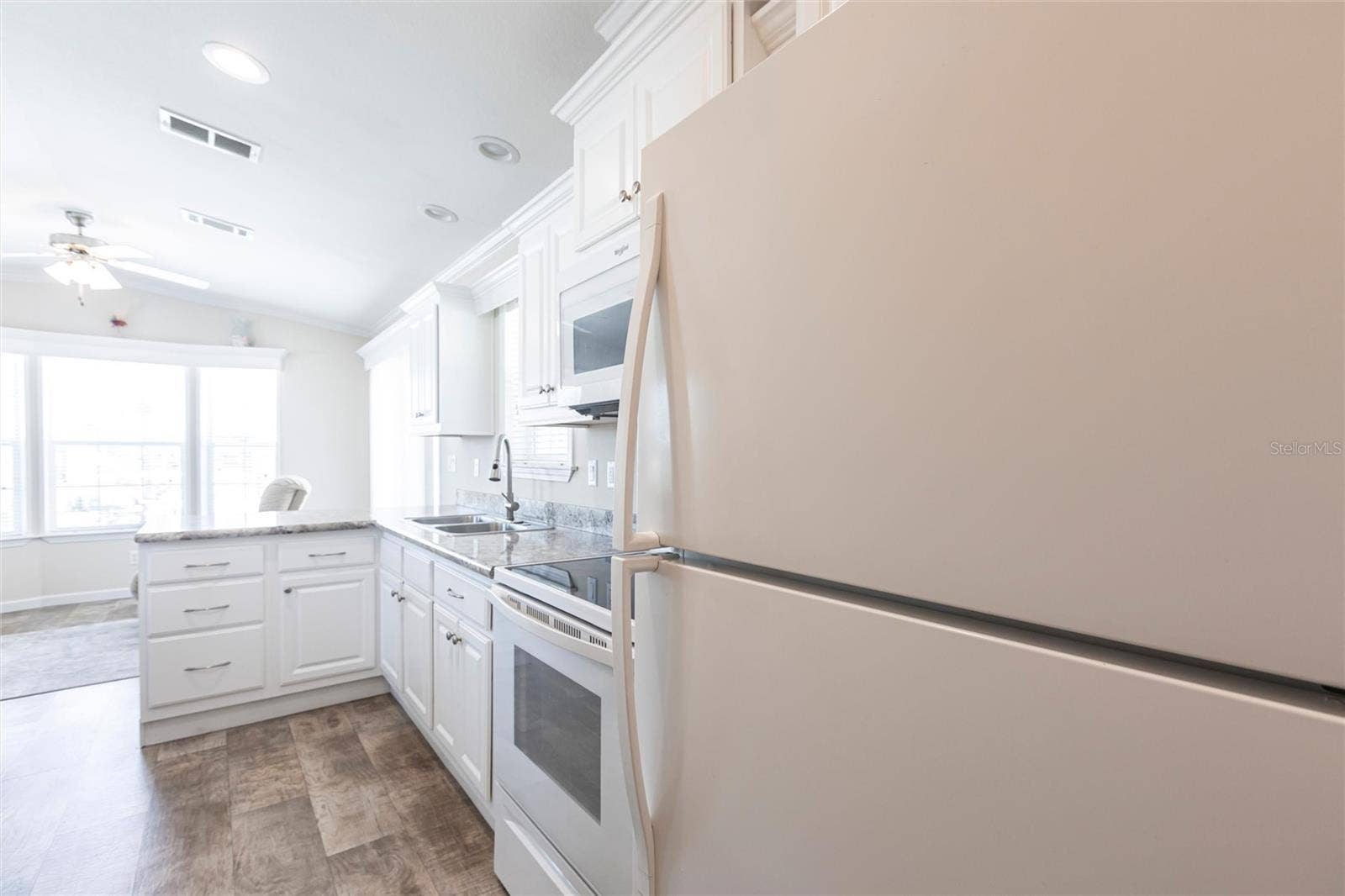 1329 TROUT, Punta Gorda, FL 33950 kitchen