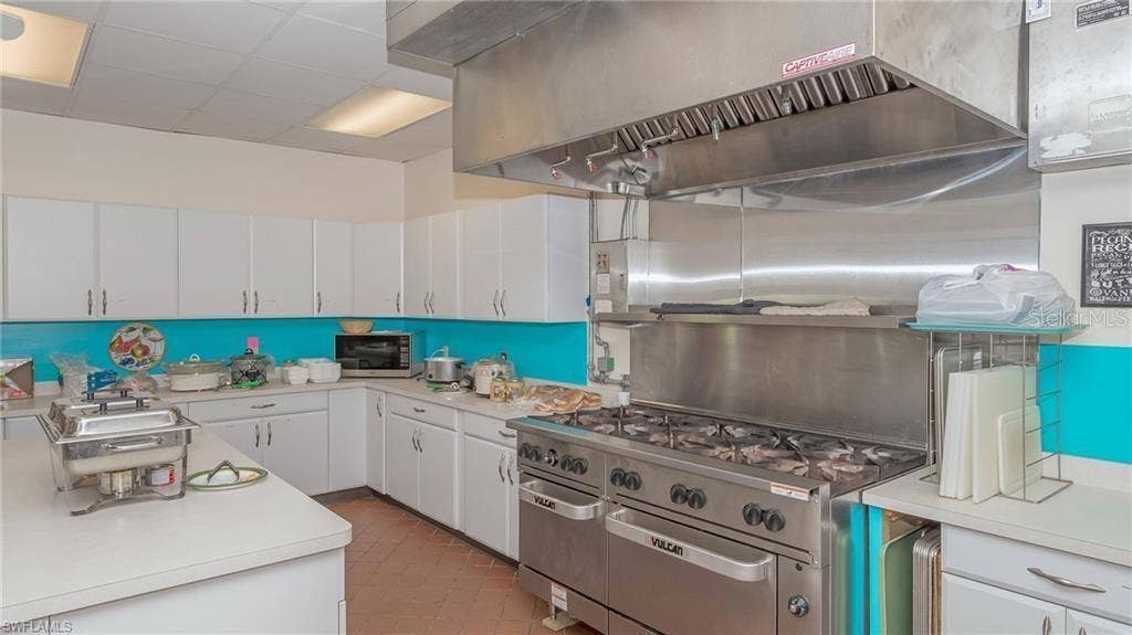 1329 TROUT, Punta Gorda, FL 33950 clubhouse kitchen