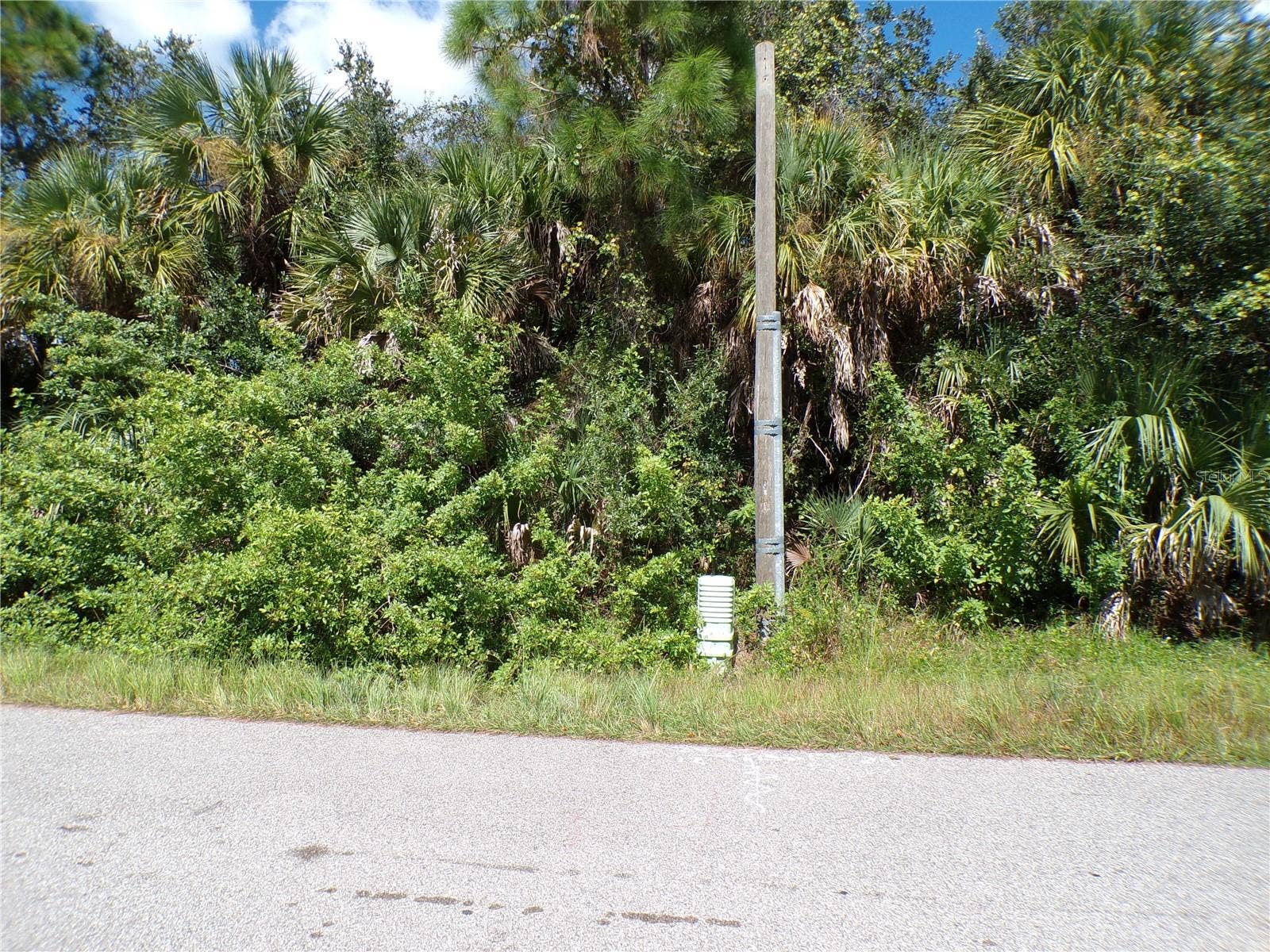 NANSEN LANE, North Port, FL 34286