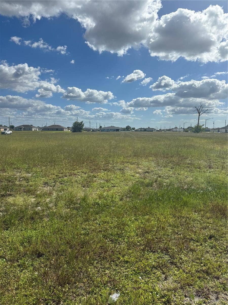 3030 NW 7TH PLACE, Cape Coral, FL 33993 3030 NW 7TH PLACE, Cape Coral, FL 33993