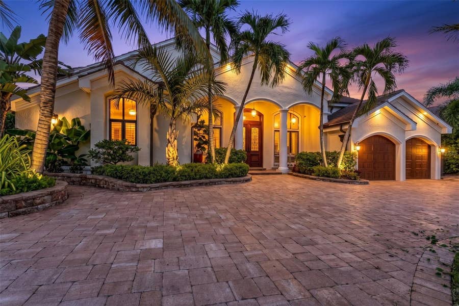 Property photo for 2030 JAMAICA WAY, Punta Gorda, FL