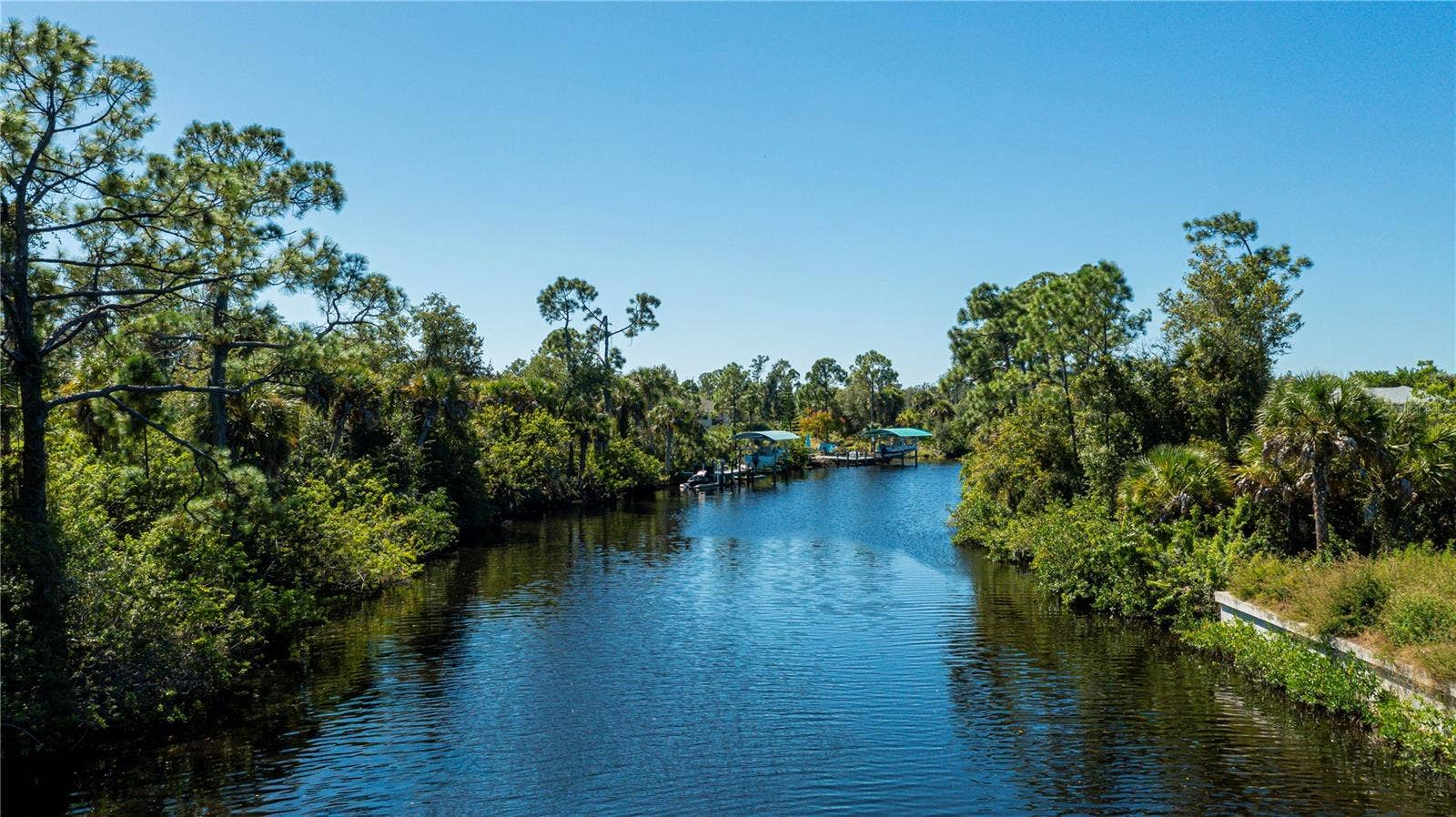 1444 EPPINGER DRIVE, Port Charlotte, FL 33953 1444 EPPINGER DRIVE, Port Charlotte, FL 33953