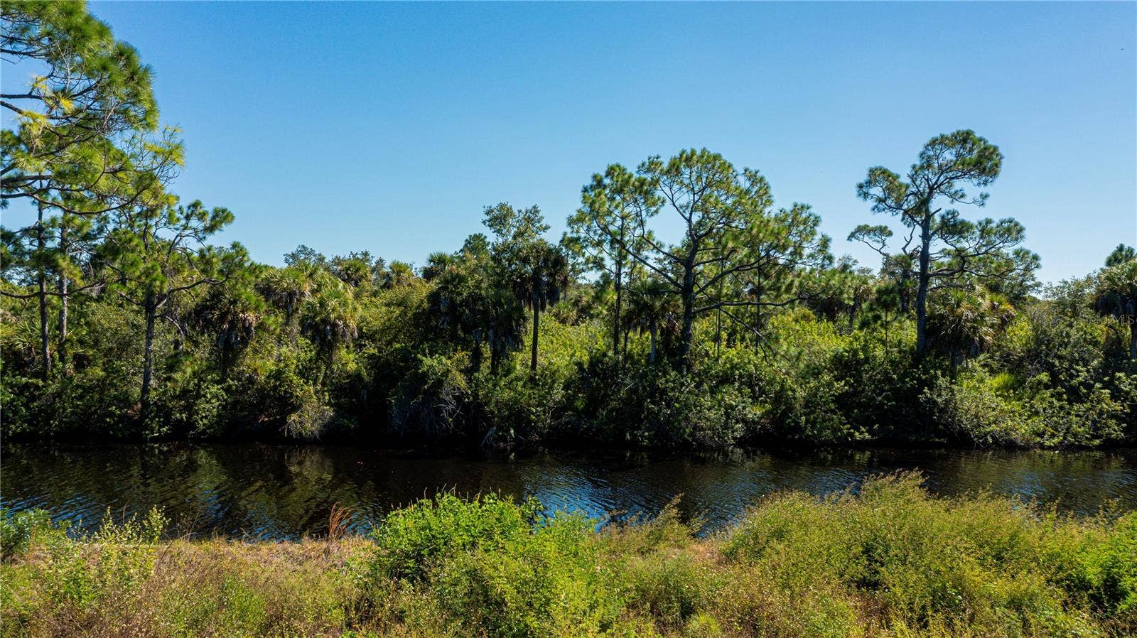 1444 EPPINGER DRIVE, Port Charlotte, FL 33953 1444 EPPINGER DRIVE, Port Charlotte, FL 33953