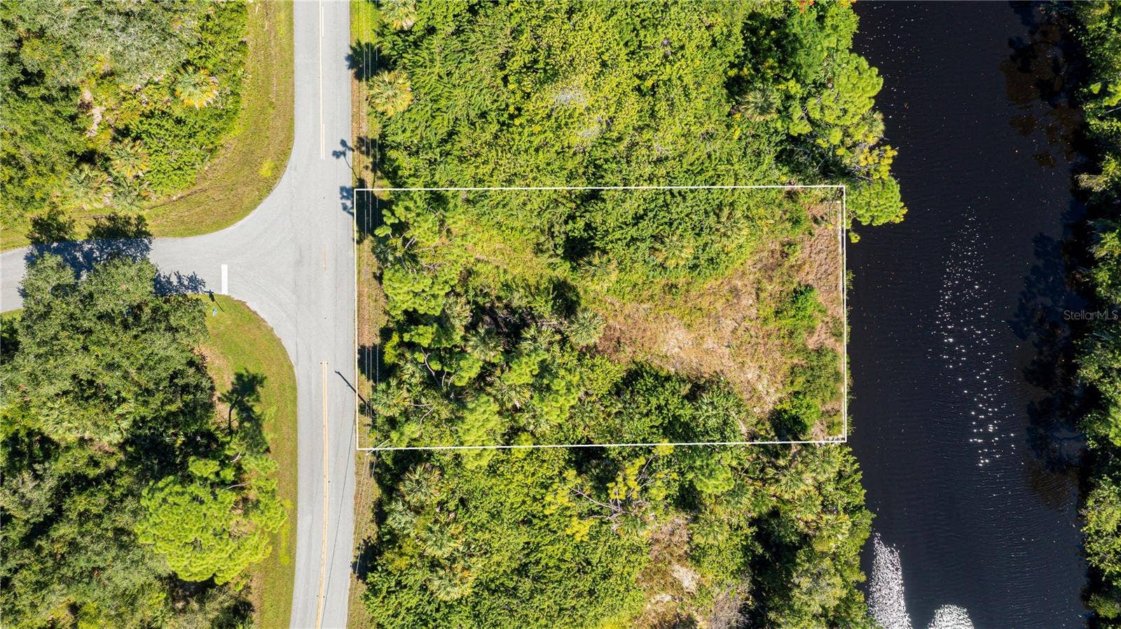1444 EPPINGER DRIVE, Port Charlotte, FL 33953 1444 EPPINGER DRIVE, Port Charlotte, FL 33953