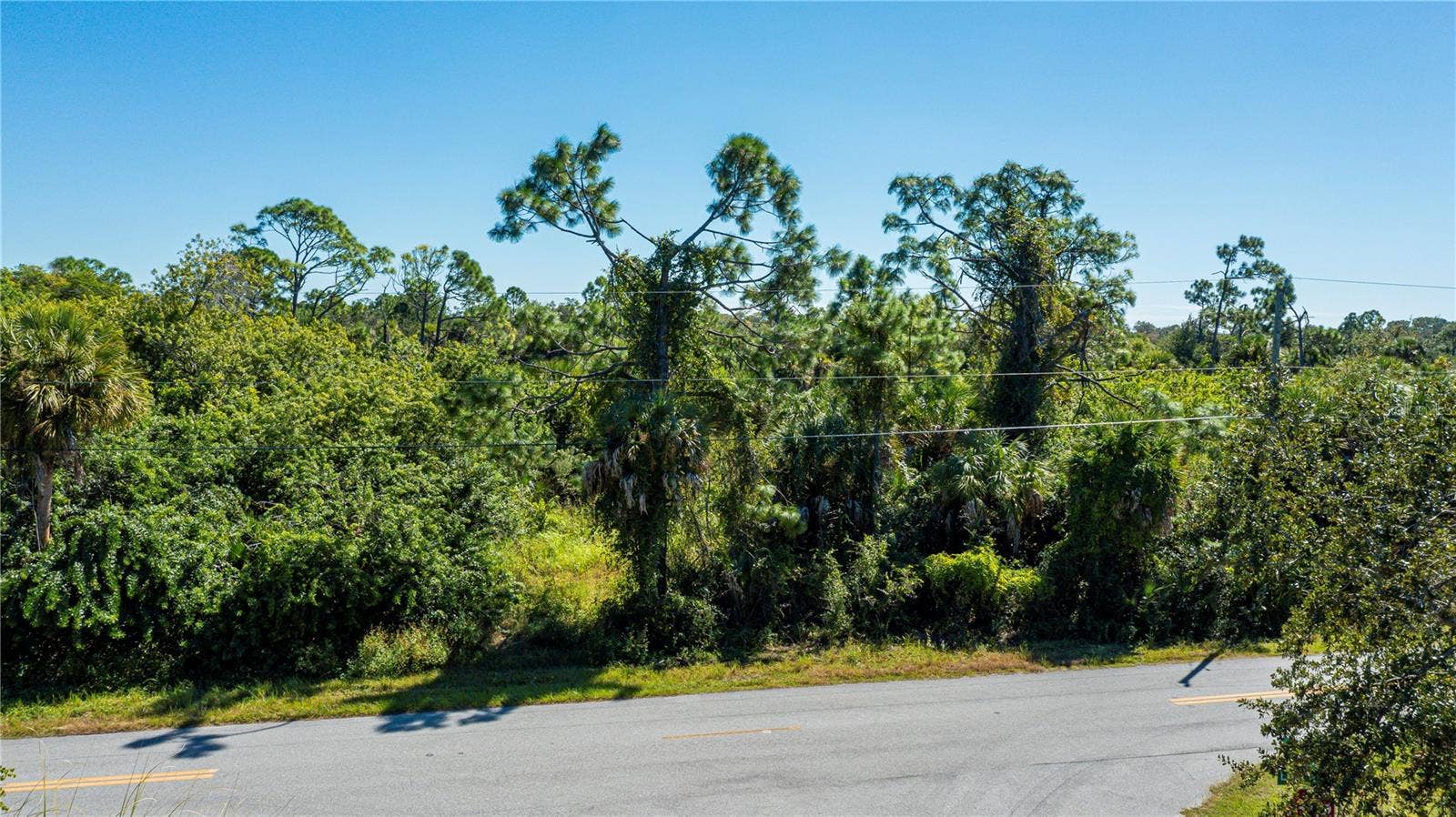 1444 EPPINGER DRIVE, Port Charlotte, FL 33953 1444 EPPINGER DRIVE, Port Charlotte, FL 33953