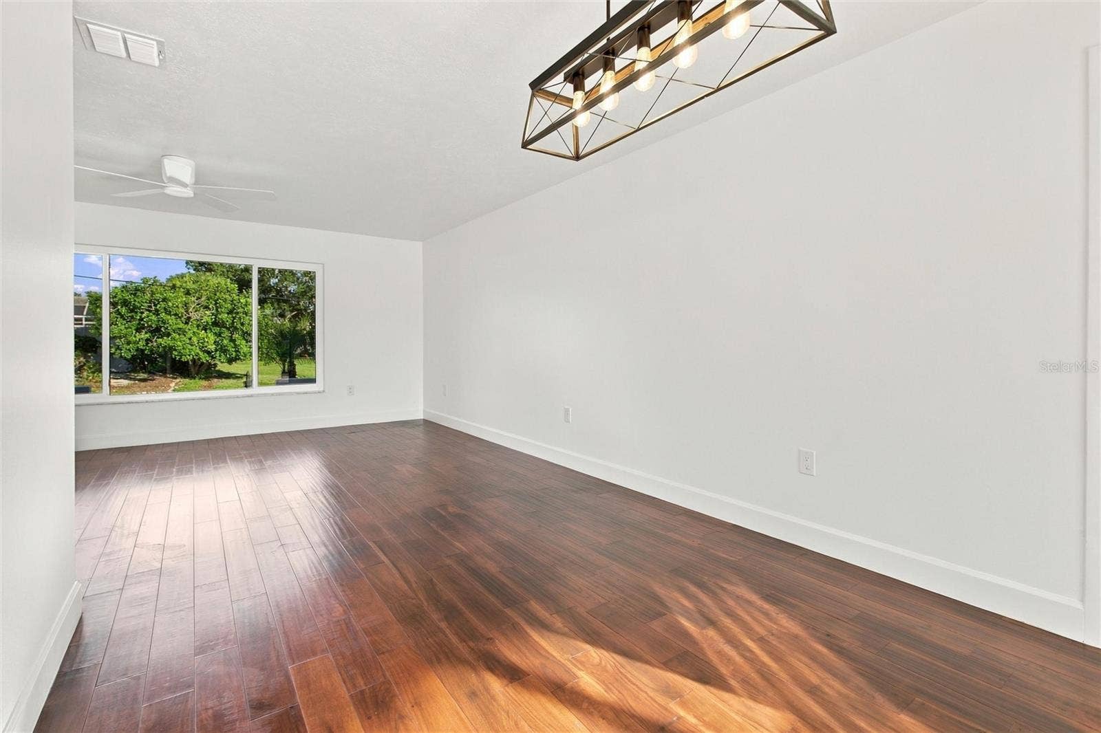 511 BONITO AVENUE, Nokomis, FL 34275 511 BONITO AVENUE, Nokomis, FL 34275