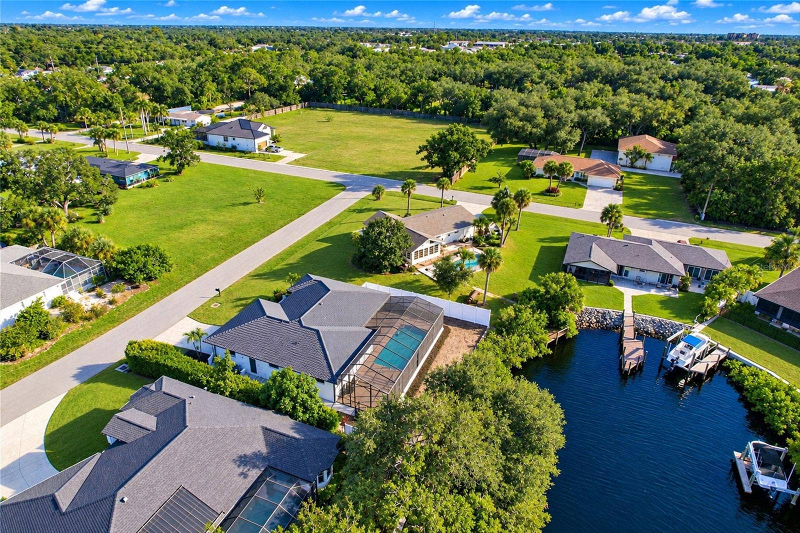 511 BONITO AVENUE, Nokomis, FL 34275 511 BONITO AVENUE, Nokomis, FL 34275