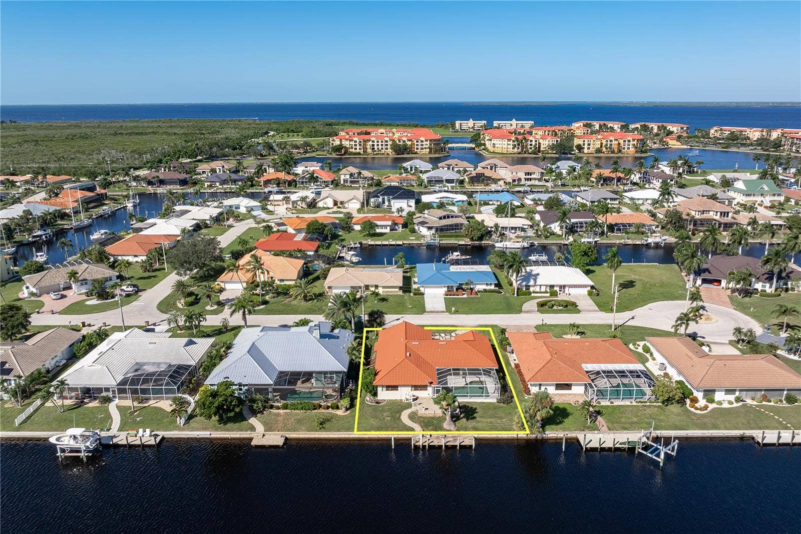 140 BAYSHORE COURT, Punta Gorda, FL 33950 140 BAYSHORE COURT, Punta Gorda, FL 33950