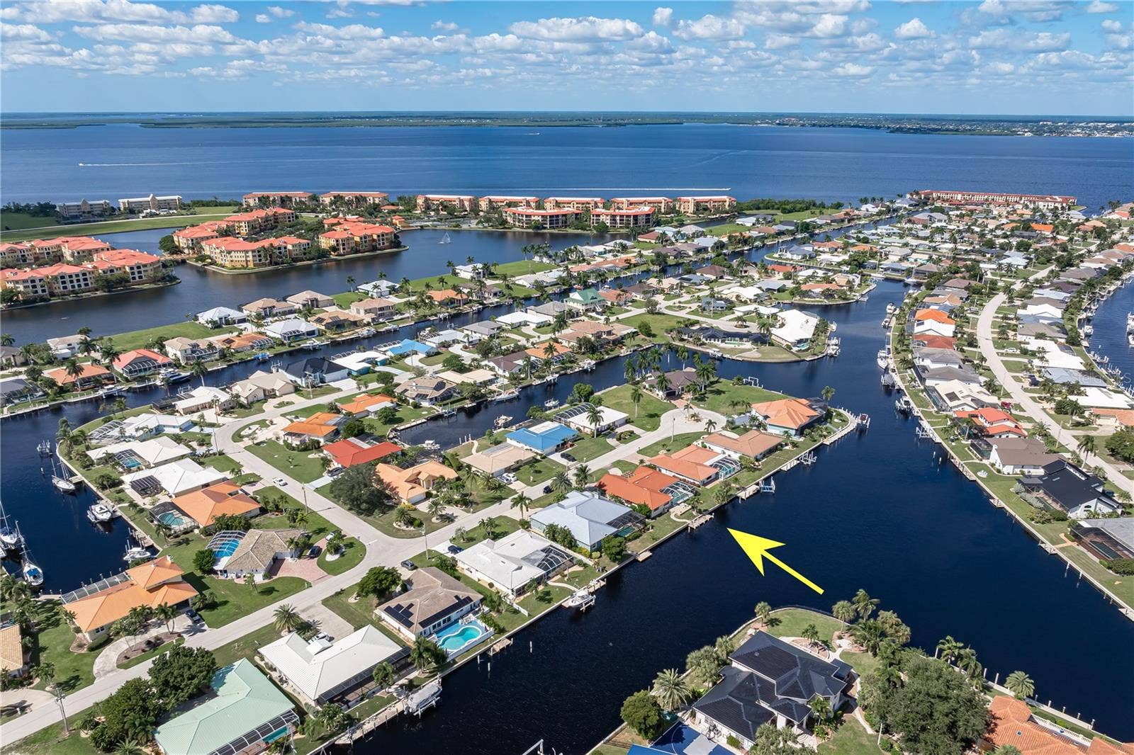 140 BAYSHORE COURT, Punta Gorda, FL 33950 140 BAYSHORE COURT, Punta Gorda, FL 33950