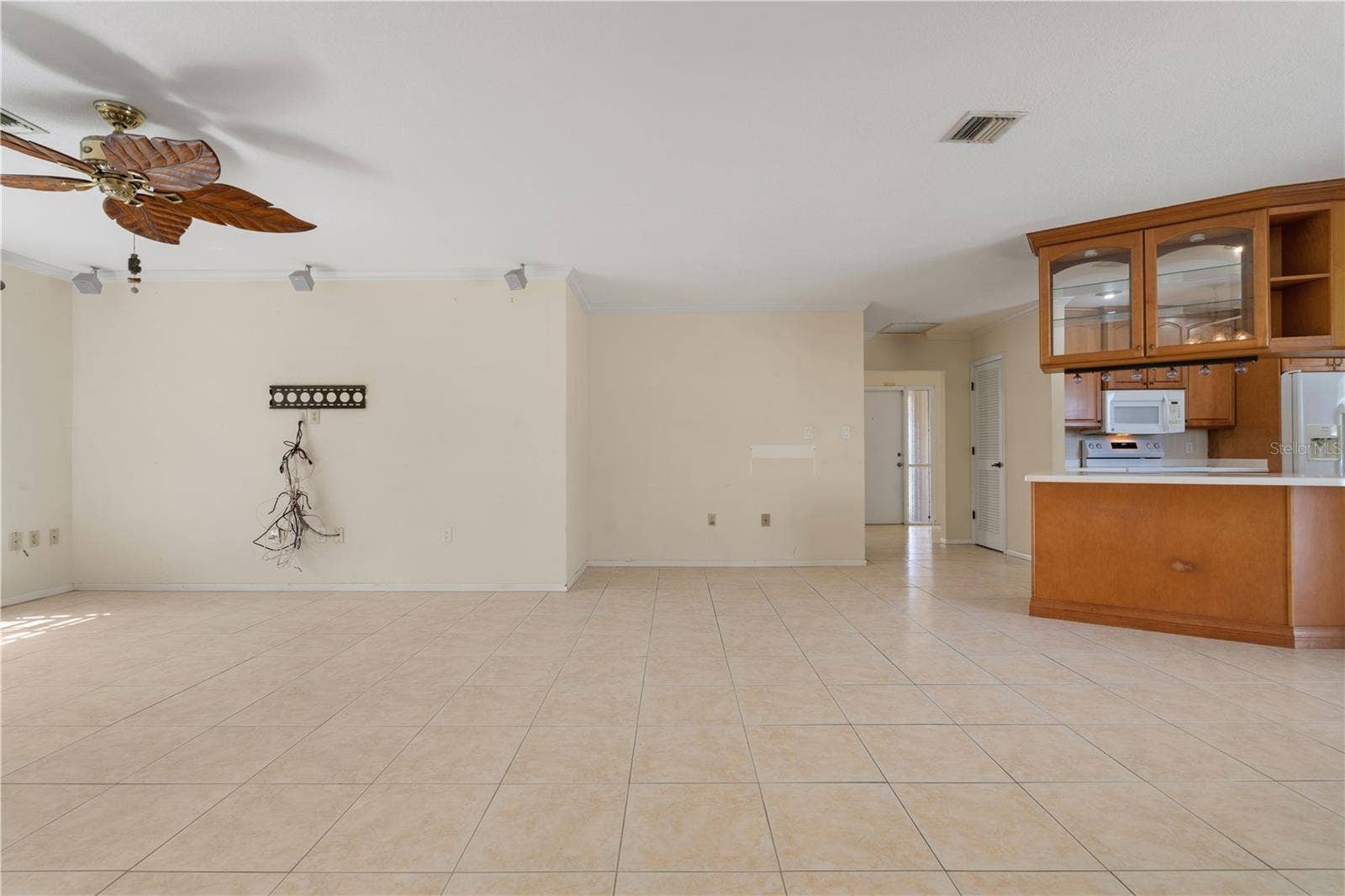 140 BAYSHORE COURT, Punta Gorda, FL 33950 140 BAYSHORE COURT, Punta Gorda, FL 33950