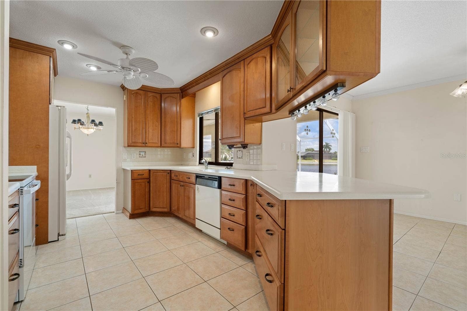 140 BAYSHORE COURT, Punta Gorda, FL 33950 140 BAYSHORE COURT, Punta Gorda, FL 33950