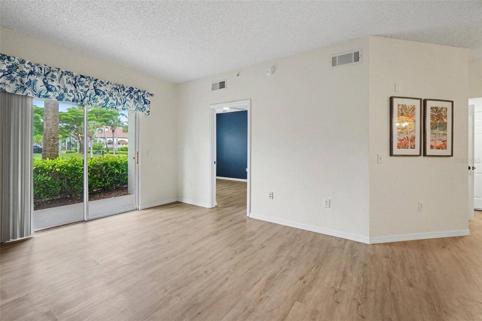 15585 OCEAN WALK CIRCLE, #101, Fort Myers, FL 33908
