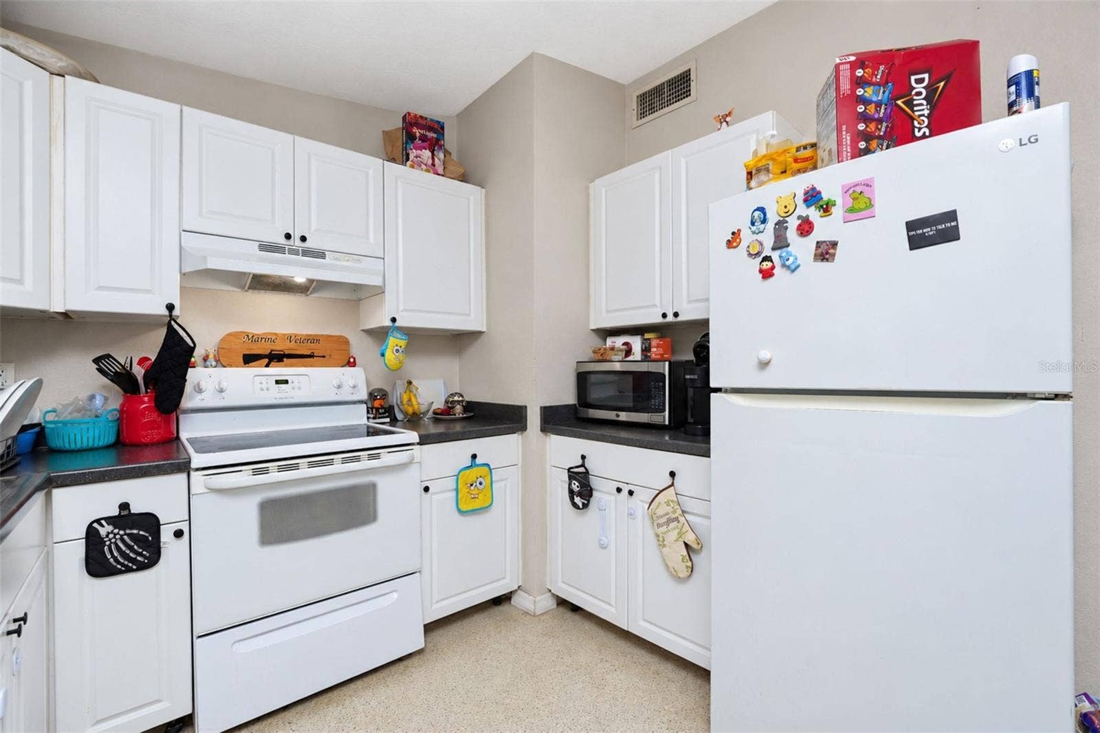 21307 AUSTIN AVENUE, Port Charlotte, FL 33952 21307 AUSTIN AVENUE, Port Charlotte, FL 33952