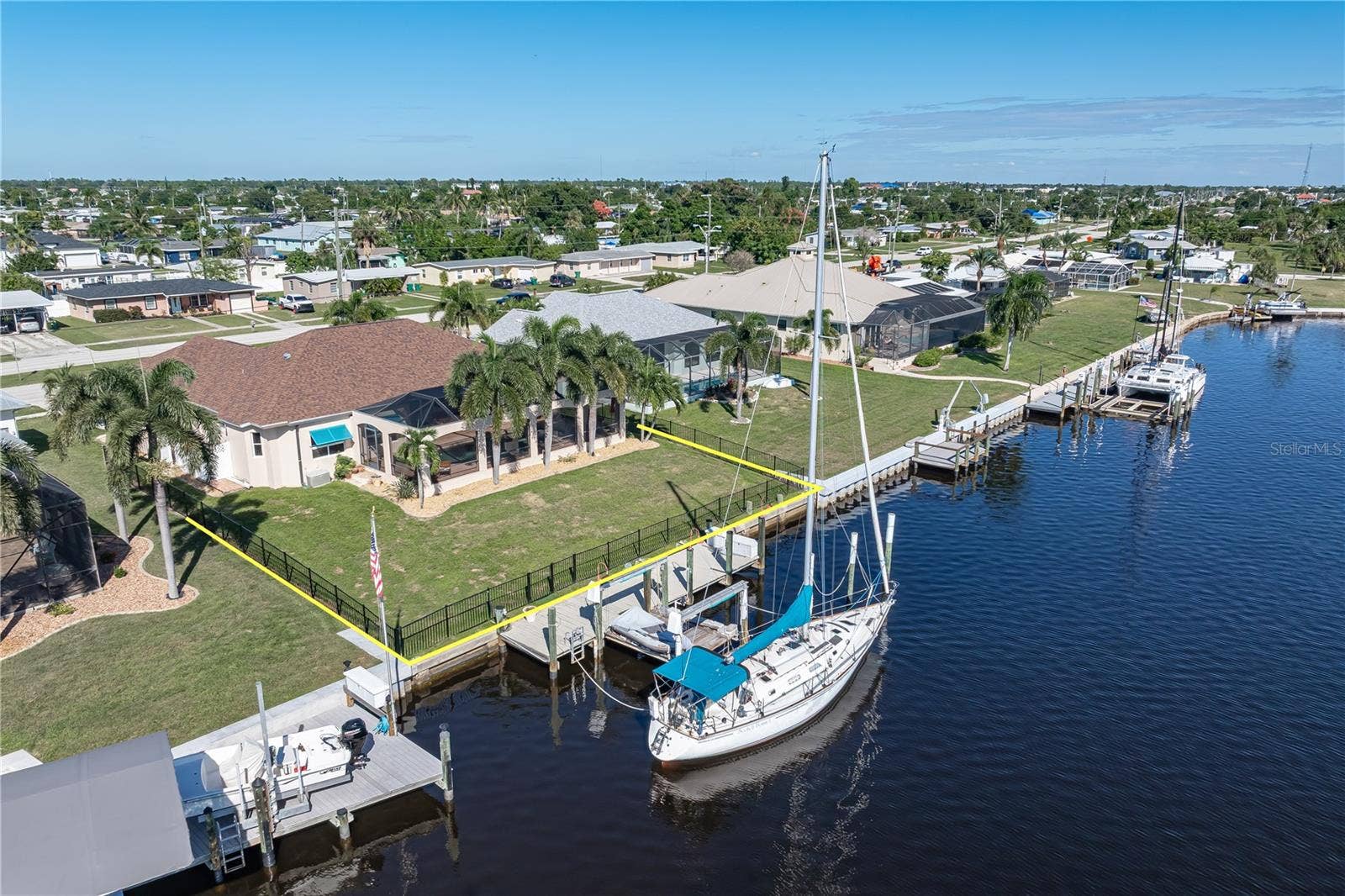 21551 EDGEWATER DRIVE, Port Charlotte, FL 33952 21551 EDGEWATER DRIVE, Port Charlotte, FL 33952