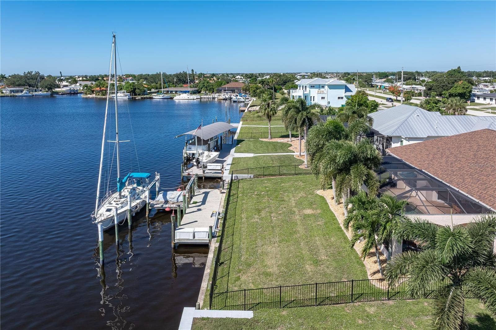 21551 EDGEWATER DRIVE, Port Charlotte, FL 33952 21551 EDGEWATER DRIVE, Port Charlotte, FL 33952