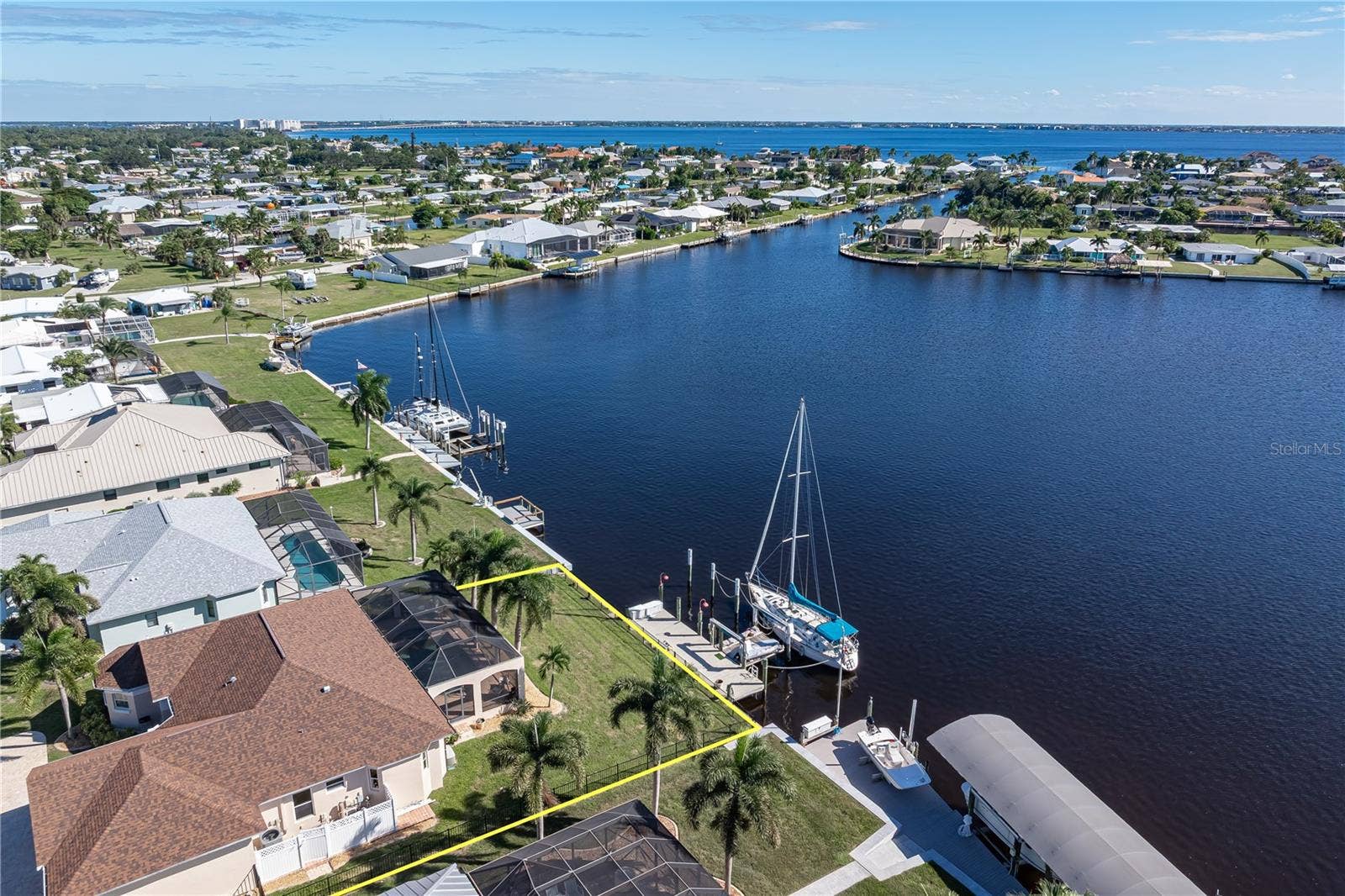 21551 EDGEWATER DRIVE, Port Charlotte, FL 33952 21551 EDGEWATER DRIVE, Port Charlotte, FL 33952