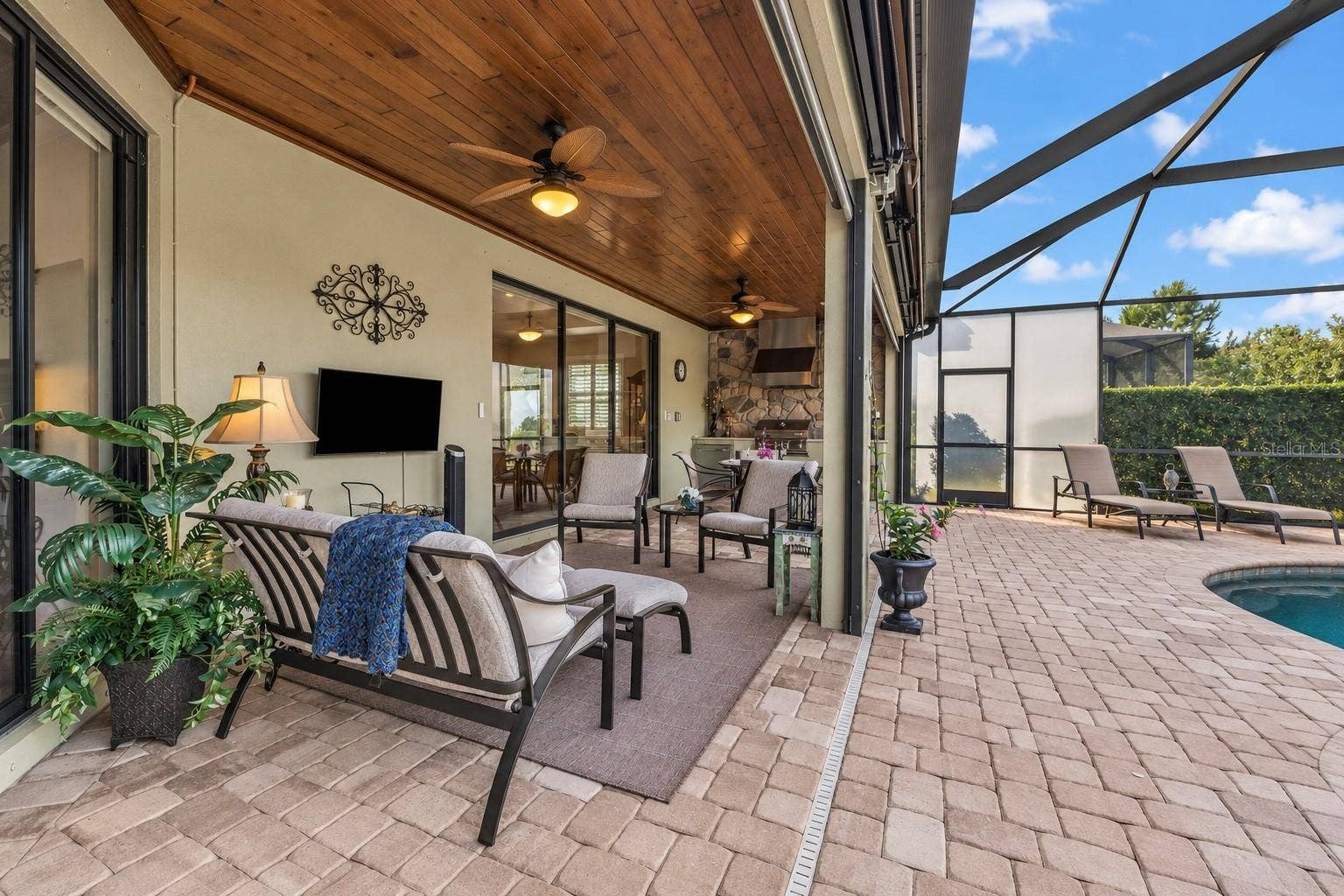 16422 HILLSIDE CIRCLE, Bradenton, FL 34202