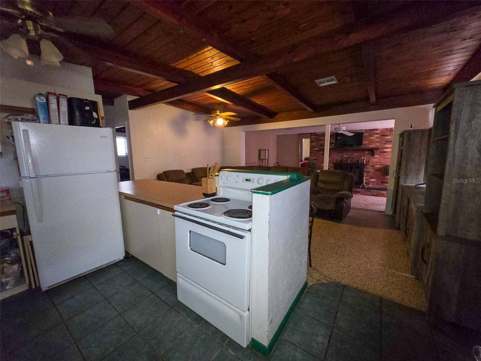 845 PALM AVENUE, Englewood, FL 34223 Kitchen