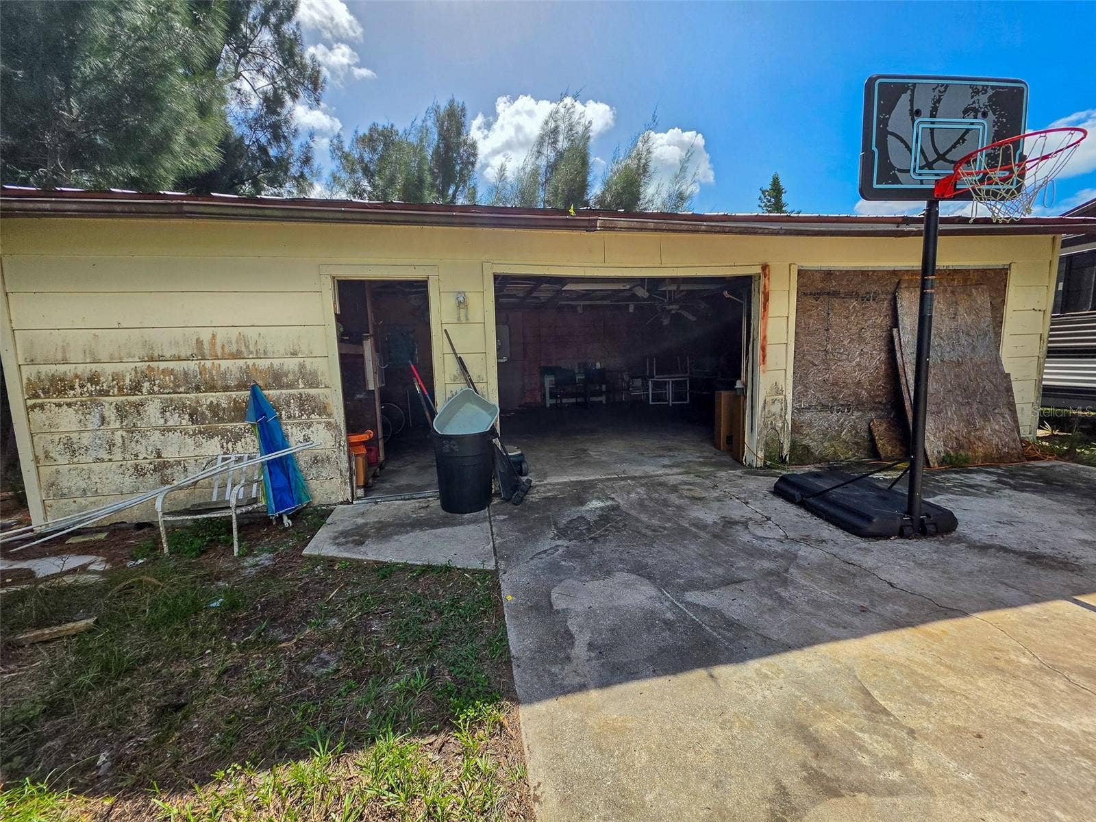845 PALM AVENUE, Englewood, FL 34223 Garage
