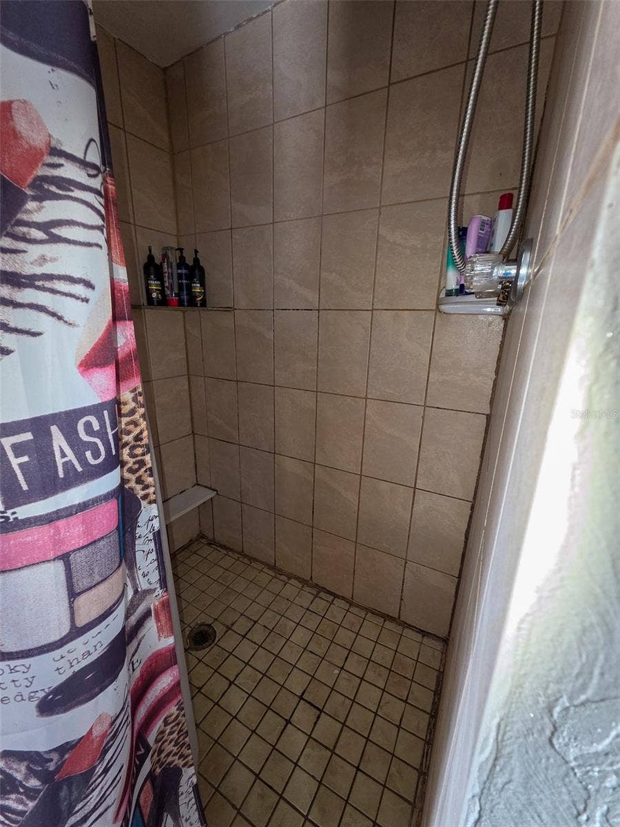 845 PALM AVENUE, Englewood, FL 34223 Primary Shower