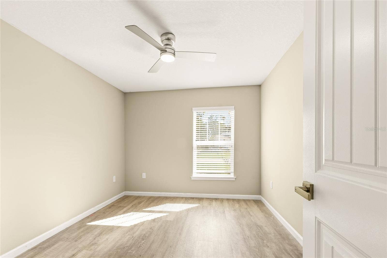 3 PIERCE LANE, Palm Coast, FL 32164 3 PIERCE LANE, Palm Coast, FL 32164