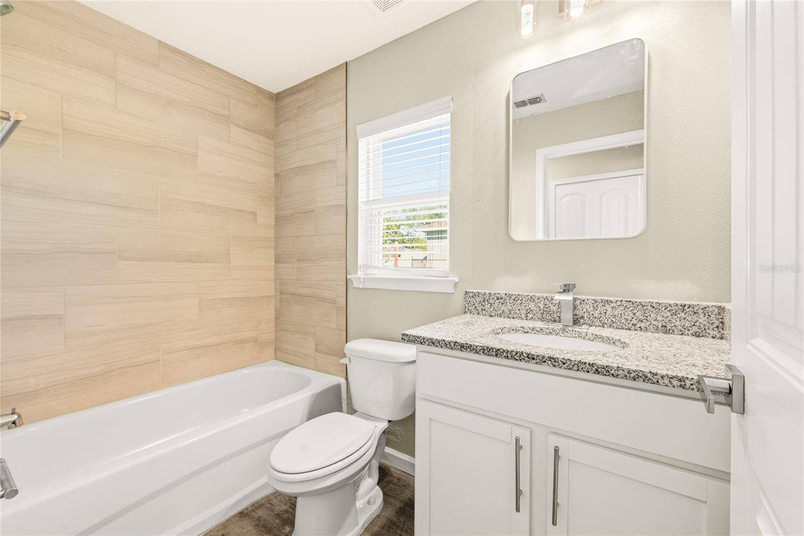 3 PIERCE LANE, Palm Coast, FL 32164 3 PIERCE LANE, Palm Coast, FL 32164