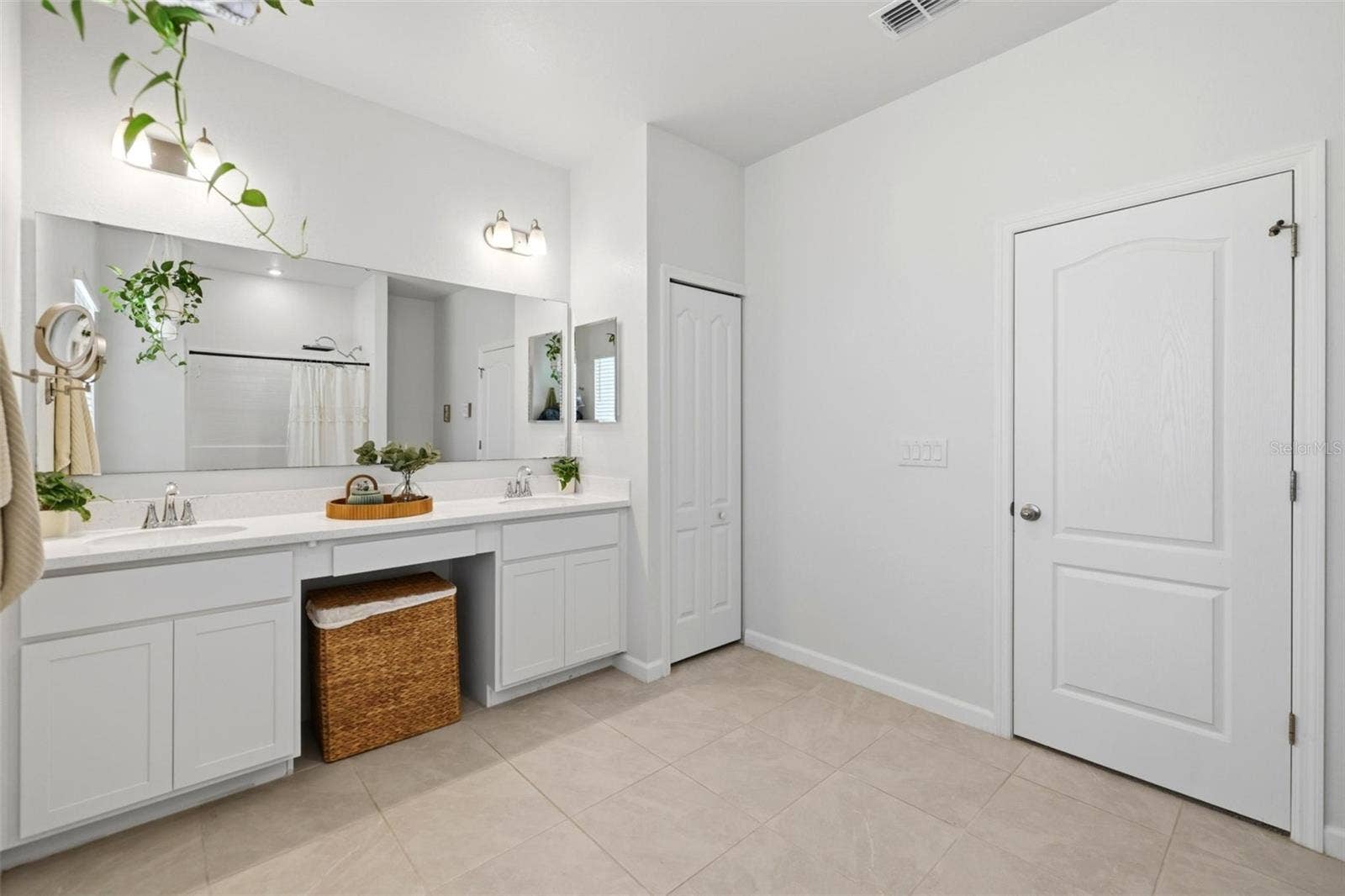 16174 ALCIRA CIRCLE, Punta Gorda, FL 33955