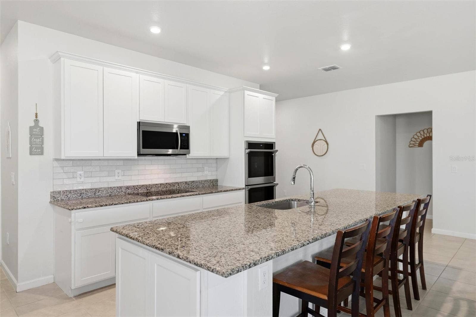 16174 ALCIRA CIRCLE, Punta Gorda, FL 33955
