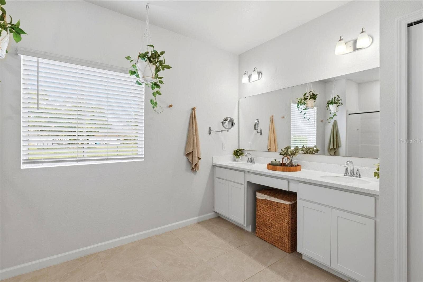 16174 ALCIRA CIRCLE, Punta Gorda, FL 33955