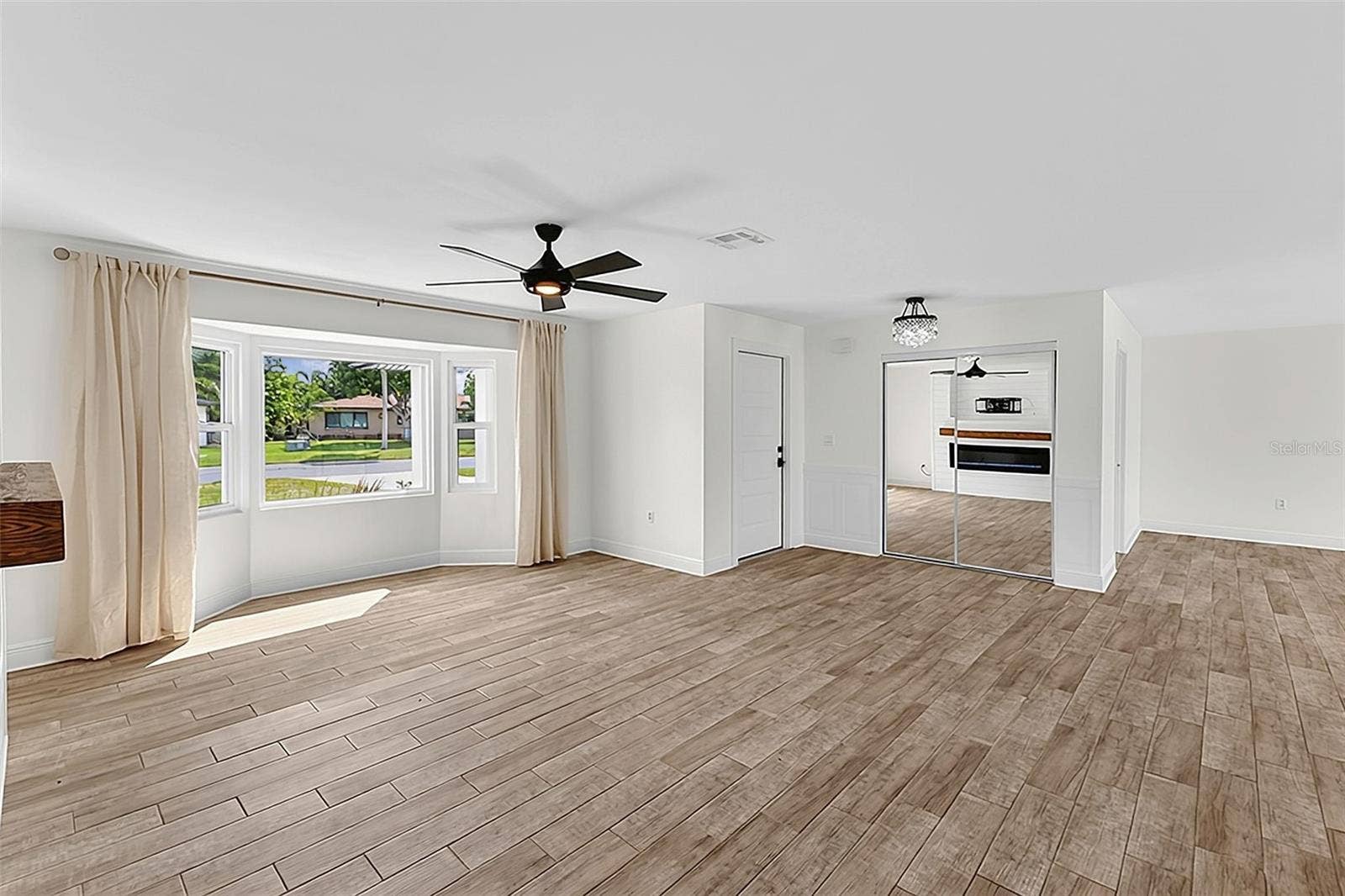 28 GOLFVIEW ROAD, Rotonda West, FL 33947 28 GOLFVIEW ROAD, Rotonda West, FL 33947
