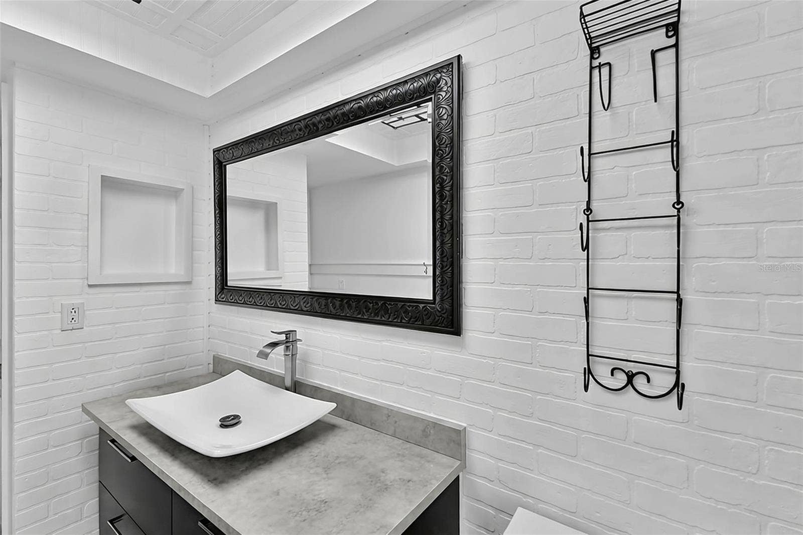 28 GOLFVIEW ROAD, Rotonda West, FL 33947 28 GOLFVIEW ROAD, Rotonda West, FL 33947