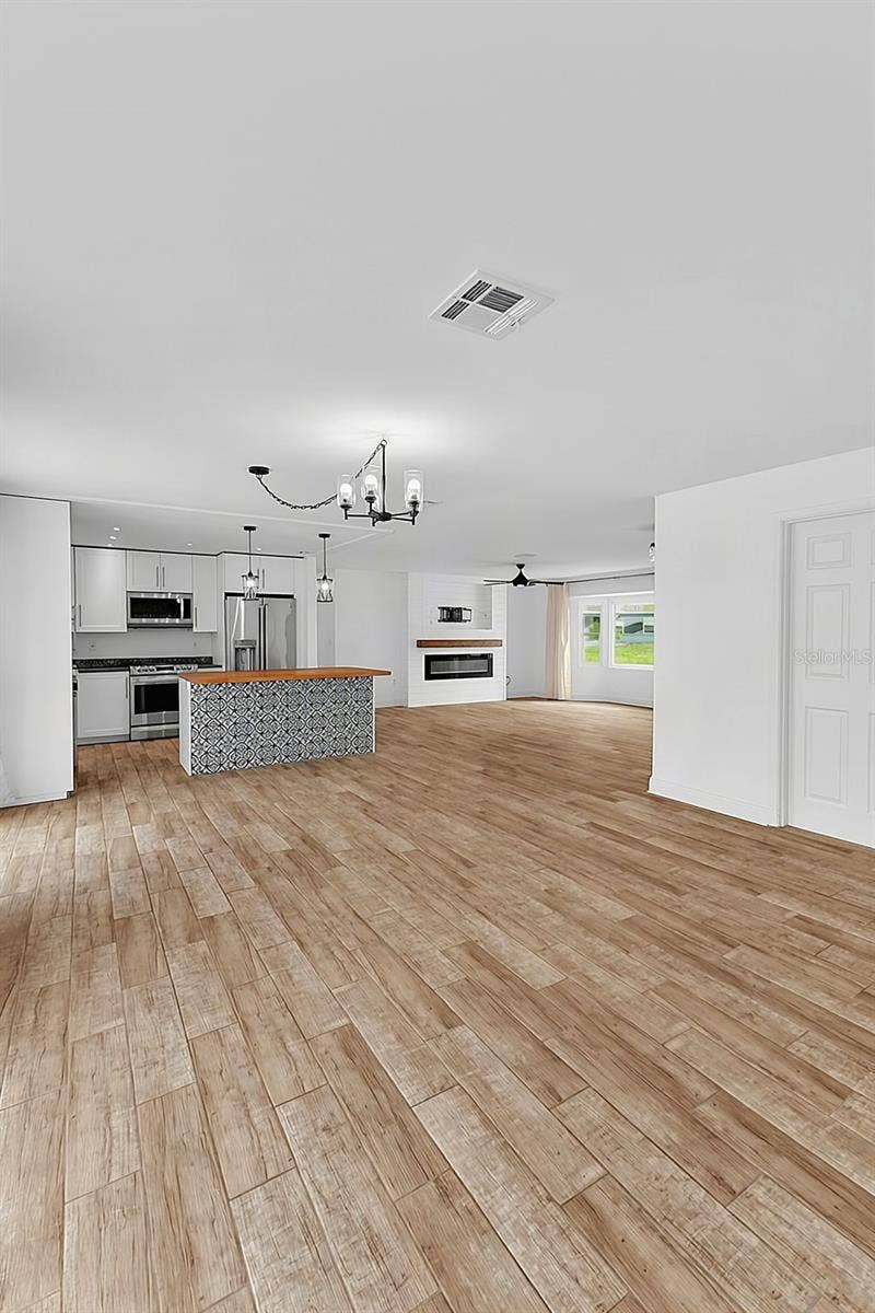 28 GOLFVIEW ROAD, Rotonda West, FL 33947 28 GOLFVIEW ROAD, Rotonda West, FL 33947