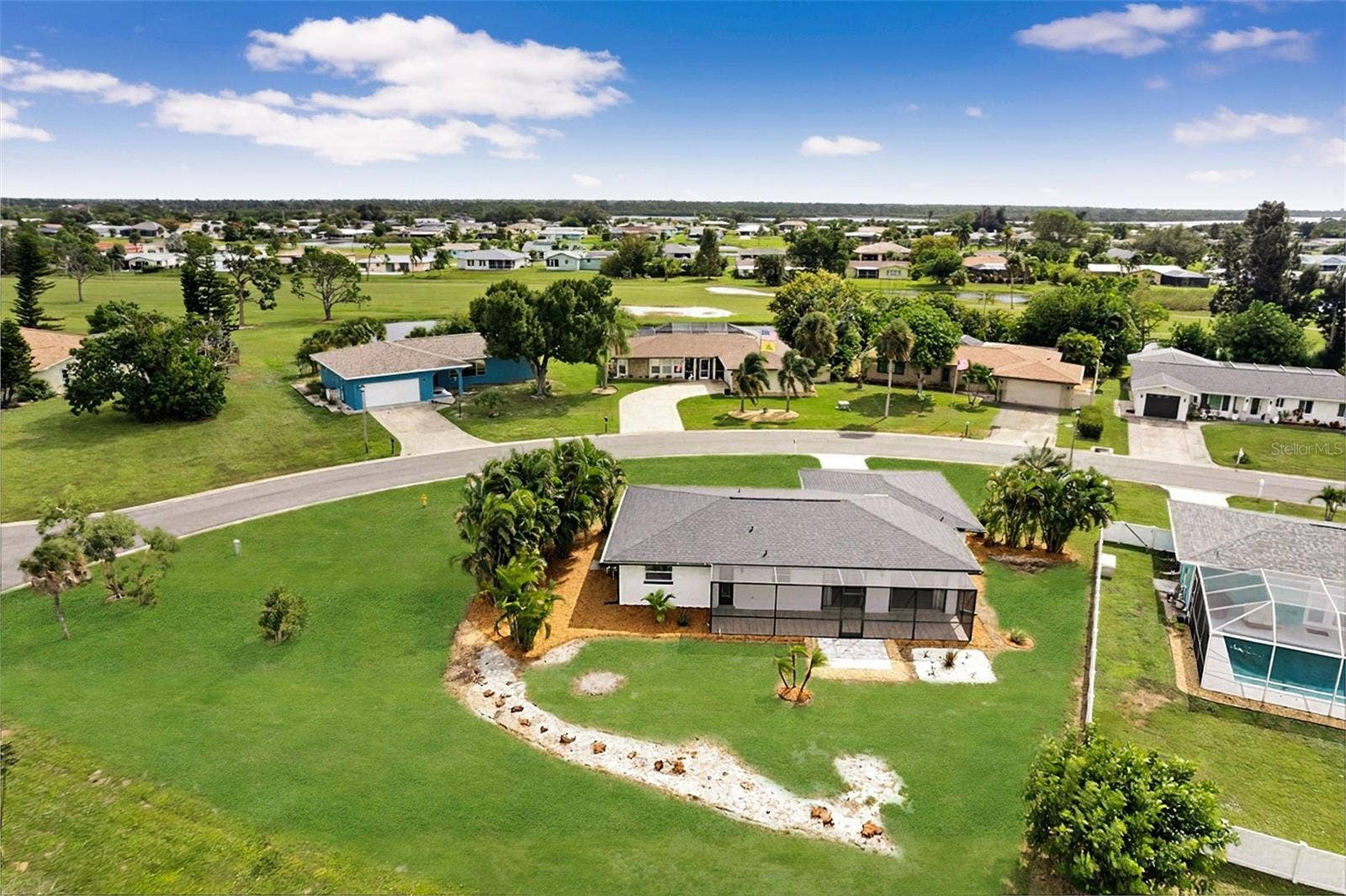 28 GOLFVIEW ROAD, Rotonda West, FL 33947 28 GOLFVIEW ROAD, Rotonda West, FL 33947