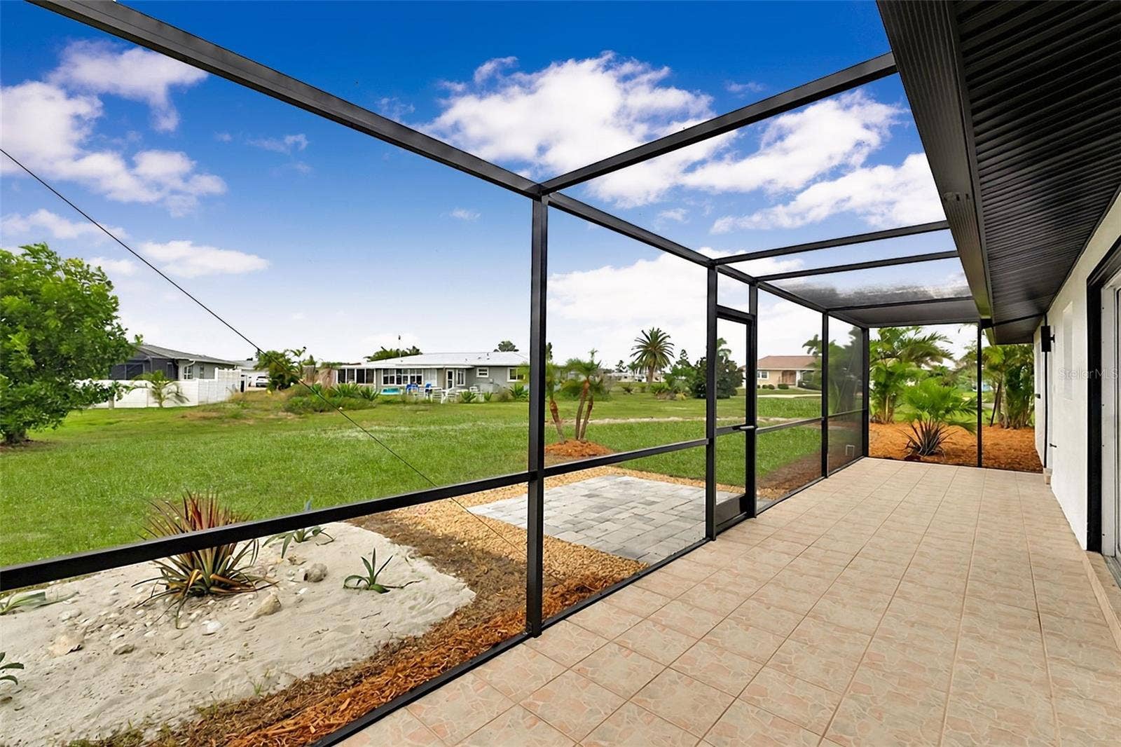 28 GOLFVIEW ROAD, Rotonda West, FL 33947 28 GOLFVIEW ROAD, Rotonda West, FL 33947