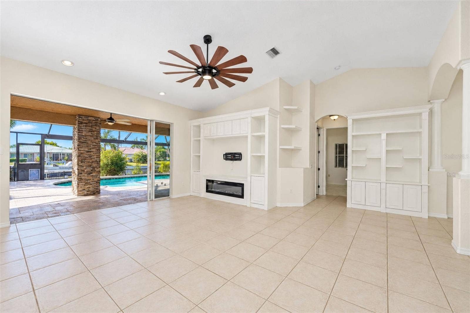 321 PALM ISLES CT, Punta Gorda, FL 33950 Great Room