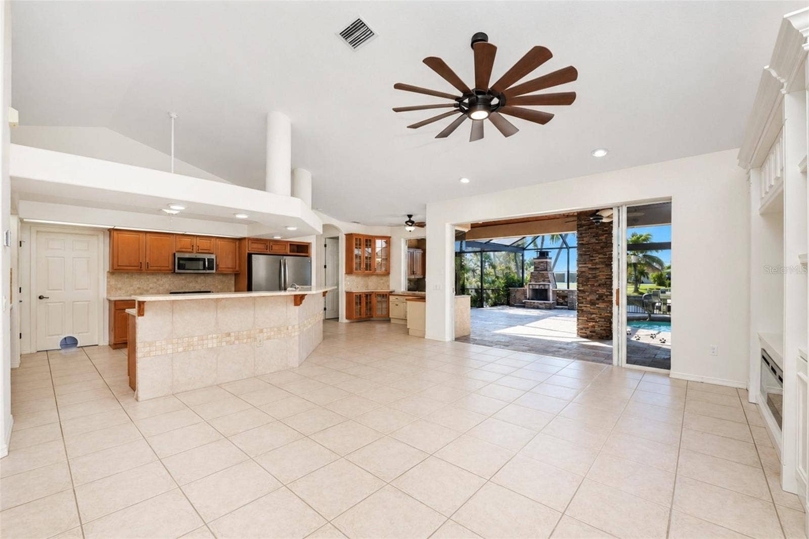 321 PALM ISLES CT, Punta Gorda, FL 33950 Great Room