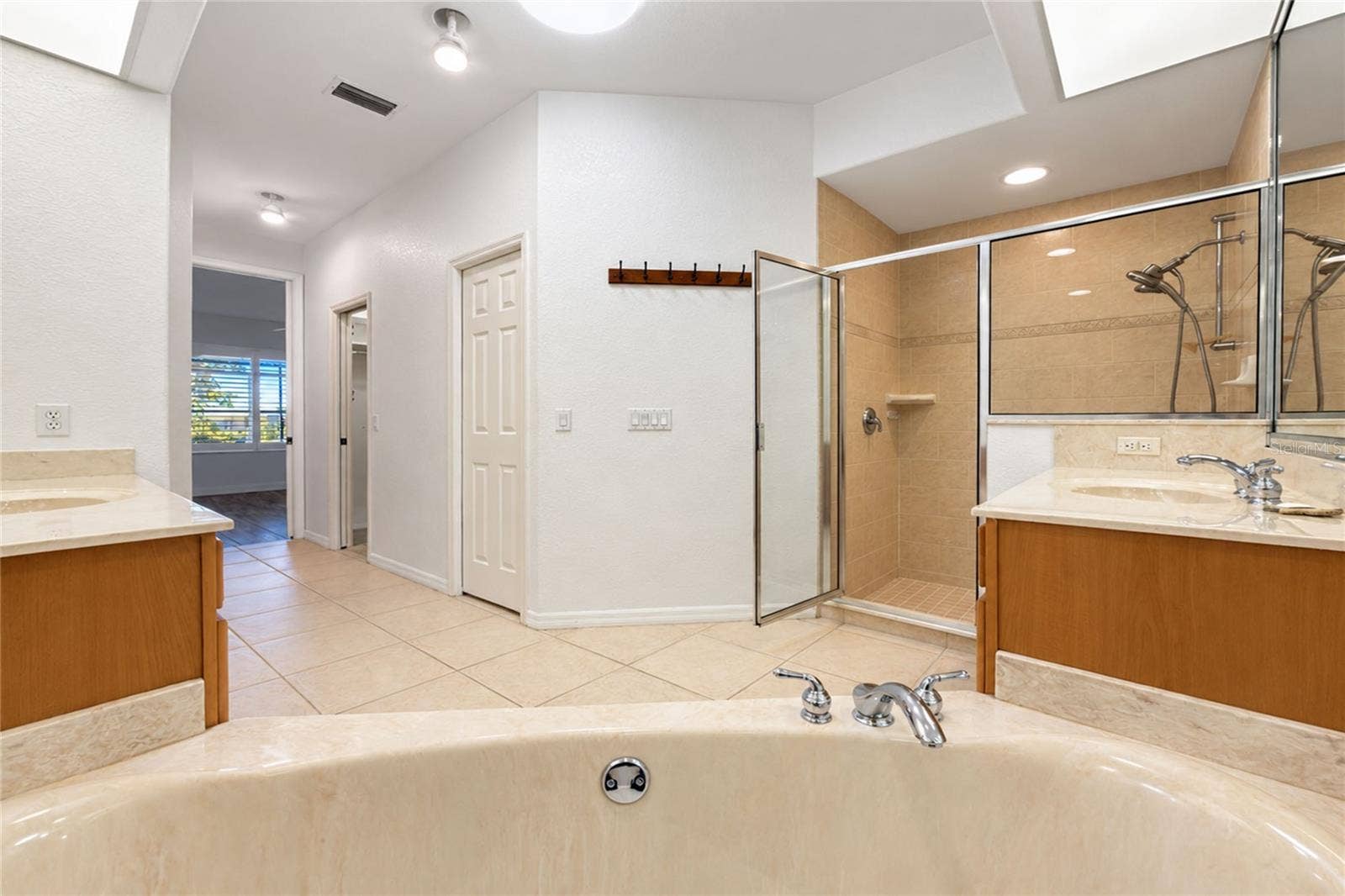 321 PALM ISLES CT, Punta Gorda, FL 33950 Primary Bathroom