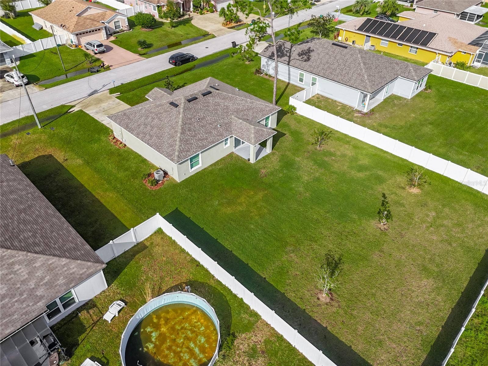 27 FREELAND LANE, Palm Coast, FL 32137 27 FREELAND LANE, Palm Coast, FL 32137