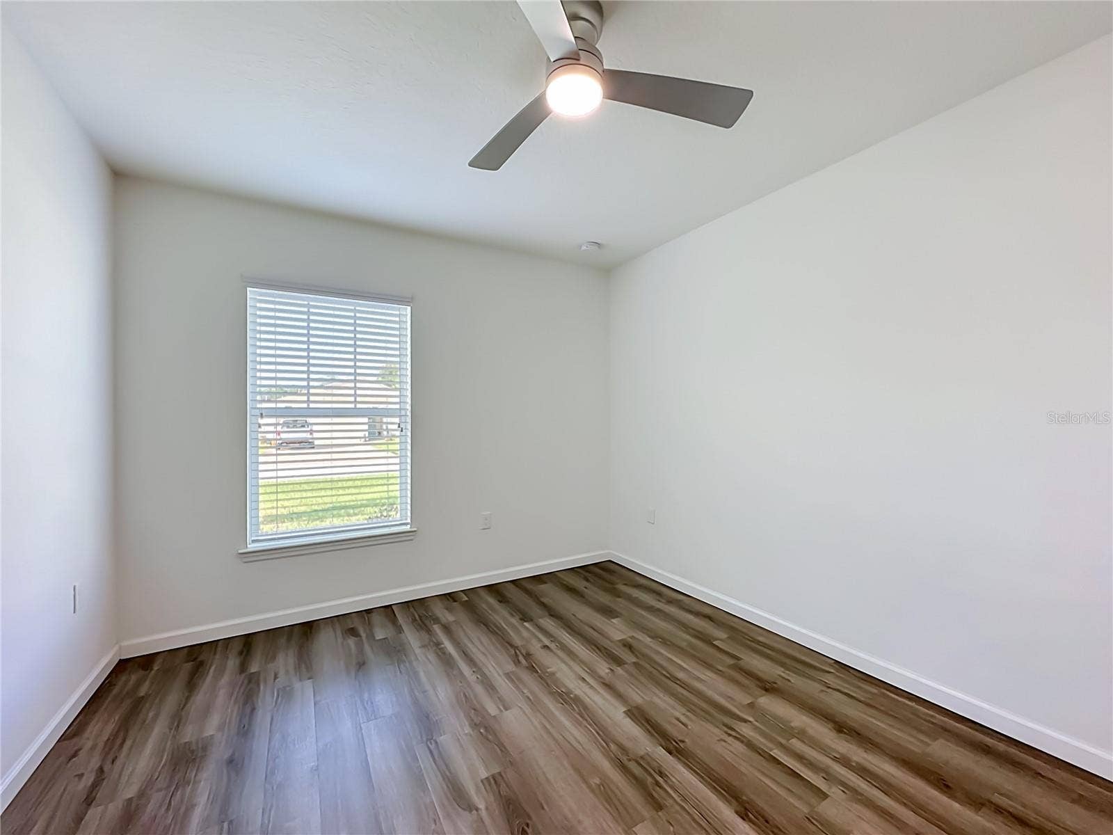 27 FREELAND LANE, Palm Coast, FL 32137 27 FREELAND LANE, Palm Coast, FL 32137
