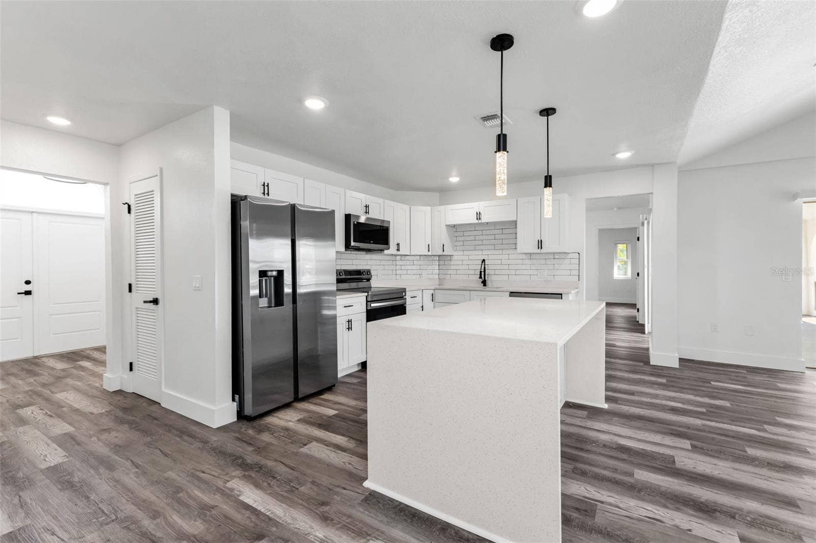 2161 AQUI ESTA DRIVE, Punta Gorda, FL 33950