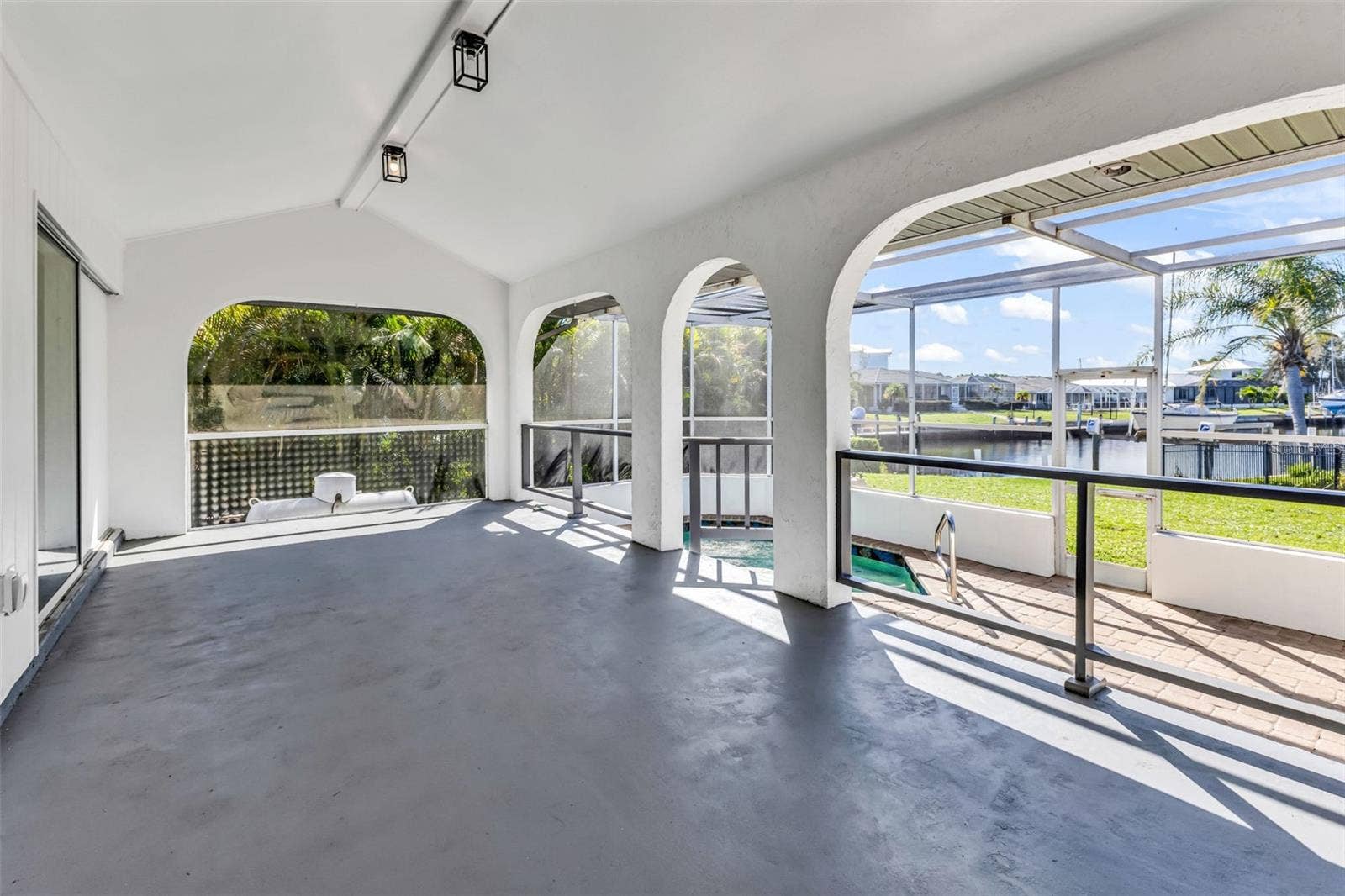 2161 AQUI ESTA DRIVE, Punta Gorda, FL 33950