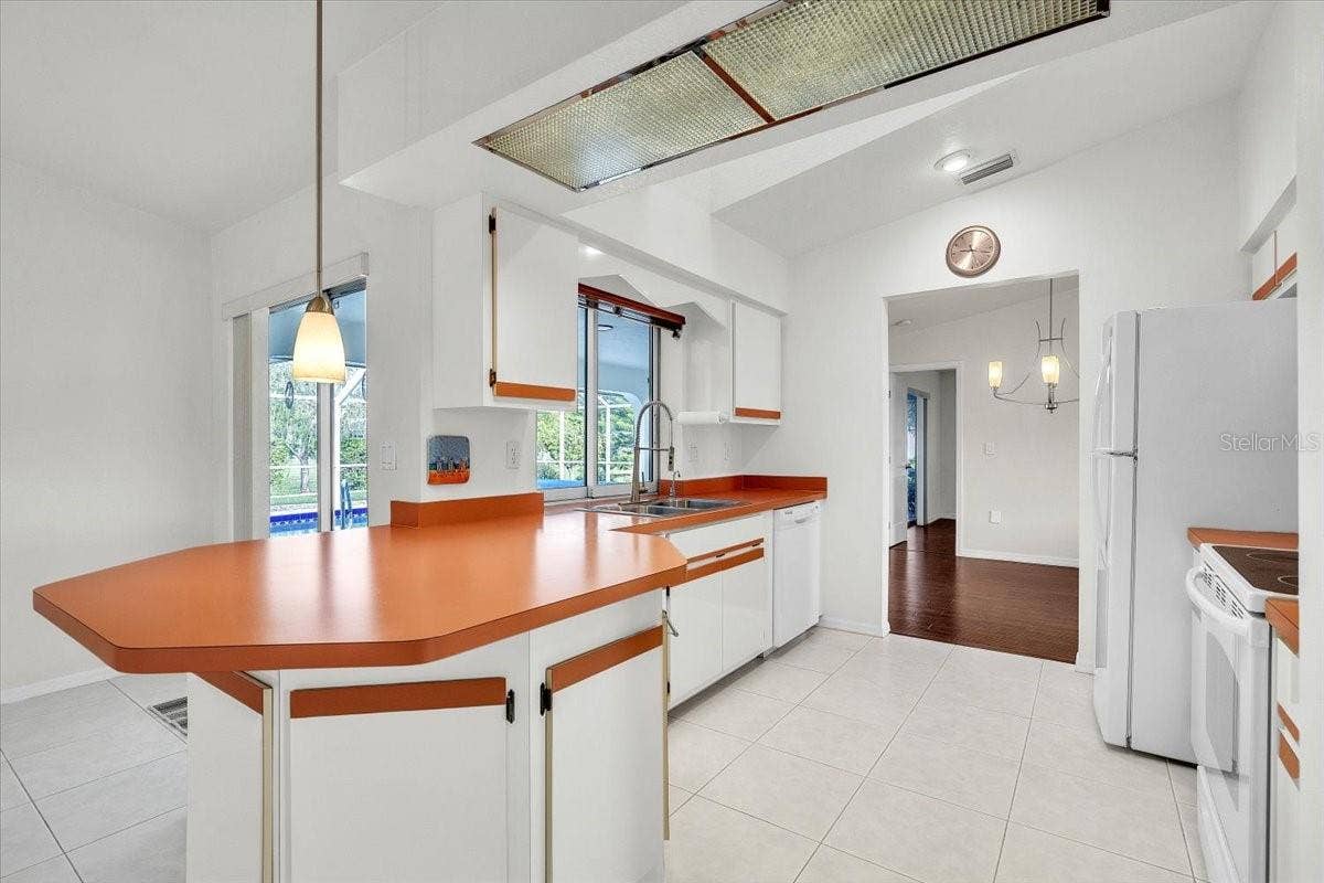 2099 PETERBOROUGH ROAD, Punta Gorda, FL 33983 2099 PETERBOROUGH ROAD, Punta Gorda, FL 33983