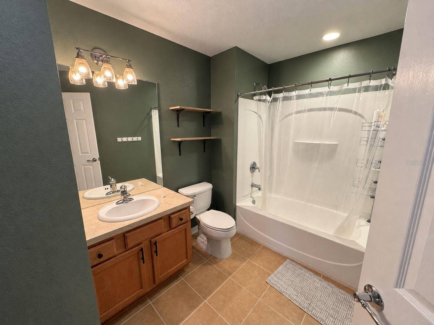 10204 ESTERO BAY LANE, Tampa, FL 33625 10204 ESTERO BAY LANE, Tampa, FL 33625