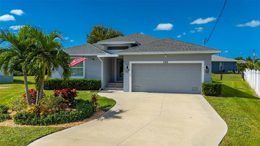 Property photo for 102 ENGLEWOOD COURT, Rotonda West, FL