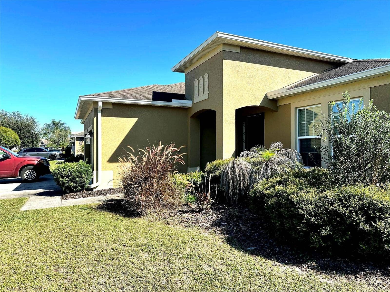 3259 SUMMIT LANE, Lakeland, FL 33810 3259 SUMMIT LANE, Lakeland, FL 33810